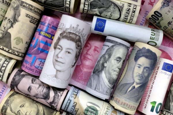 India’s Forex Reserves Rise $2.29 Billion To $698.95 Billion
