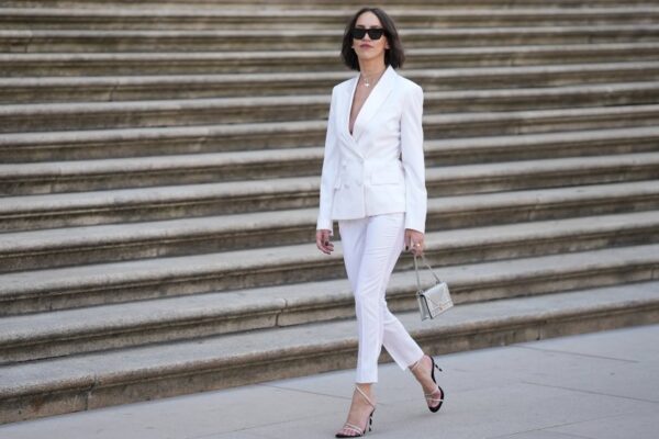 9 Designer-Looking Hardware Handle Bags That Turn Every Outfit Into A Statement