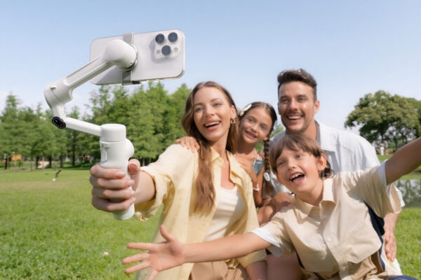 Insta360 has a cheaper Flow 2 gimbal for the masses