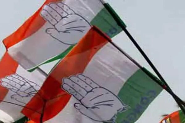 Maharashtra Congress pushes for solo contest in BMC polls, top brass to take call