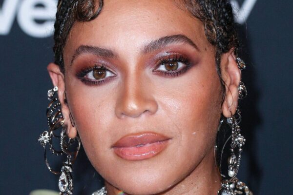 Beyoncé’s Team Breaks Silence On The Dangerous Car Stunt Incident
