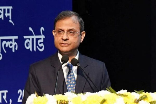 External spillovers, weather-related events could pose downside risks to growth: RBI Governor Malhotra