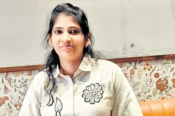ఎస్సై భార్య బలవన్మరణం.. అత్తింటి వేధింపులే కారణమని ఆరోపణలు.. కేసు నమోదు