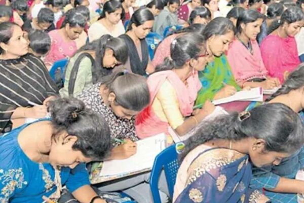 అన్ని కోర్సులకు ఈ ఏడాది పాత ఫీజులే.. ఉత్తర్వులు జారీచేసిన సర్కారు